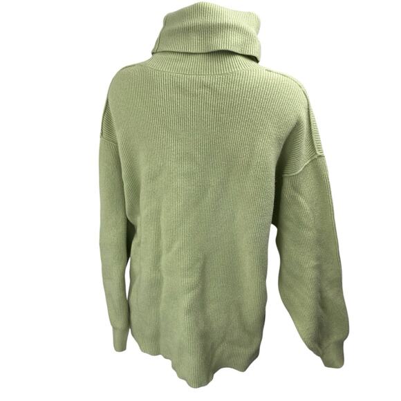 Free People Softly Structured Green Rib Knit Turtleneck Tunic Sweater Top Size S - Picture 2 of 4